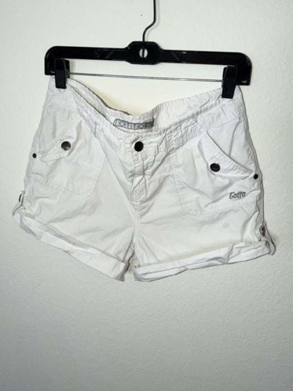 Totto VTG White 100% Cotton Cargo Style Shorts